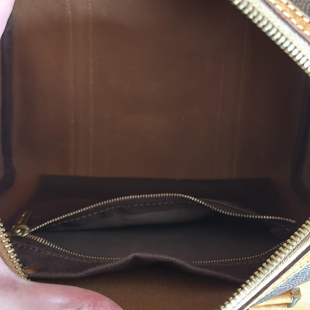 Celine, Boston bag Brown Macadam Triomphe Handbag - Picture 7 of 15
